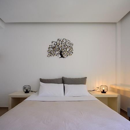 Armonia Hotel Kamári Екстериор снимка