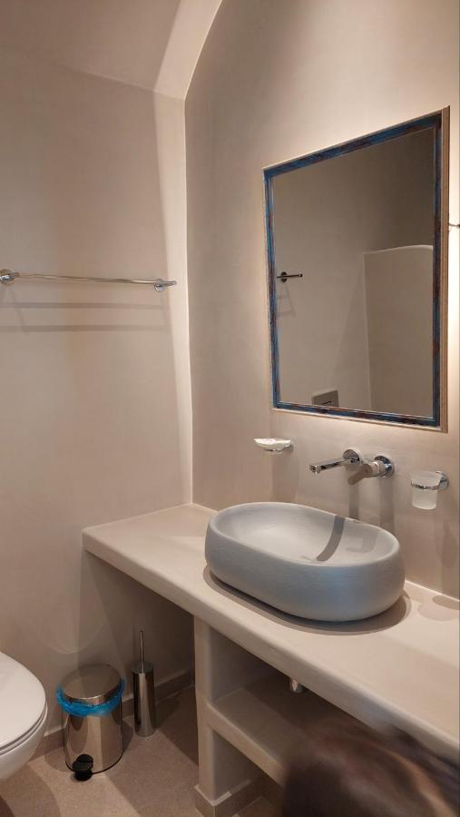 Armonia Hotel Kamári Екстериор снимка