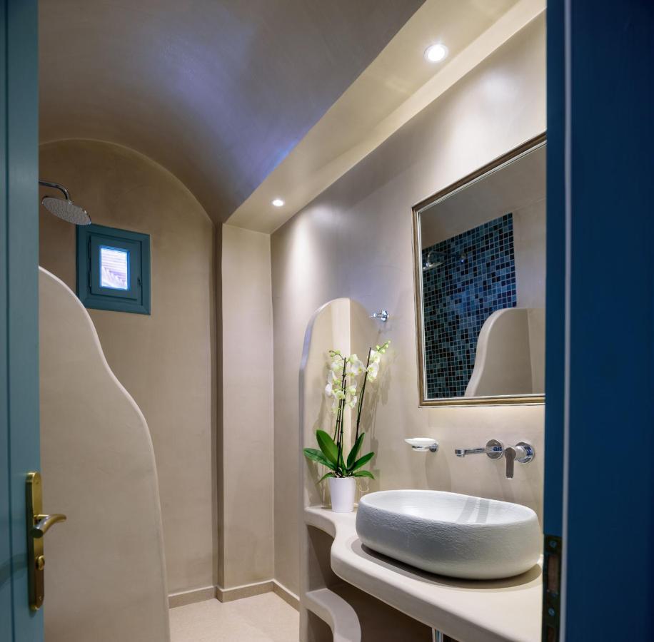 Armonia Hotel Kamári Екстериор снимка
